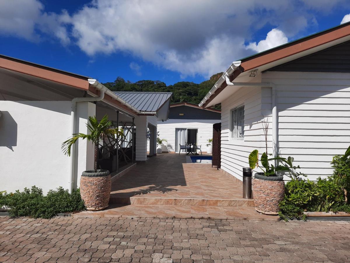 Hotel Plein Soleil Grand' Anse Buitenkant foto
