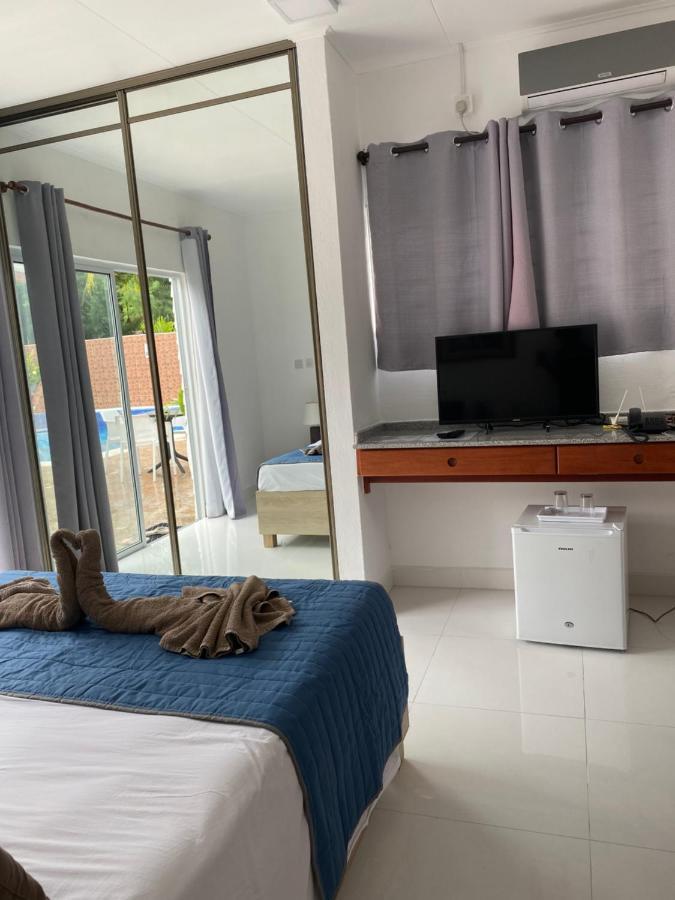 Hotel Plein Soleil Grand' Anse Buitenkant foto