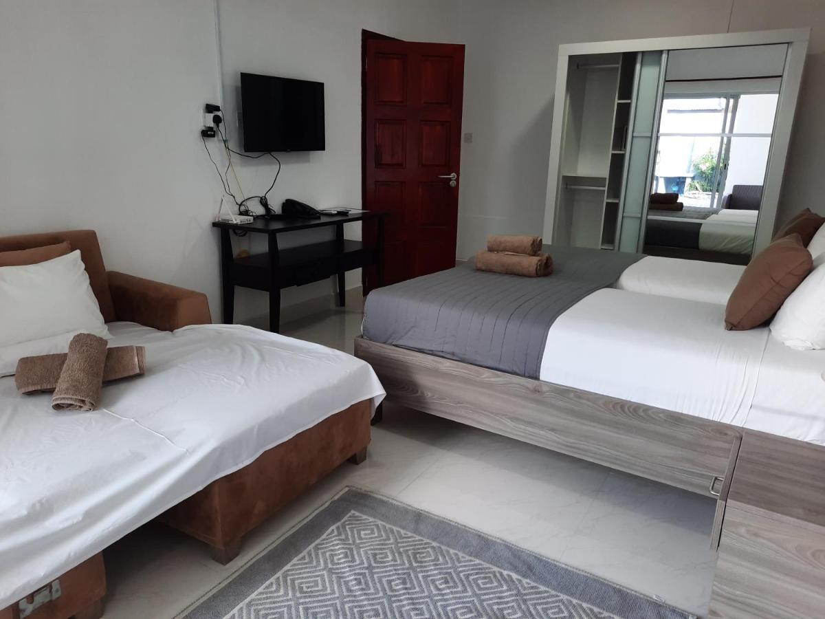 Hotel Plein Soleil Grand' Anse Buitenkant foto