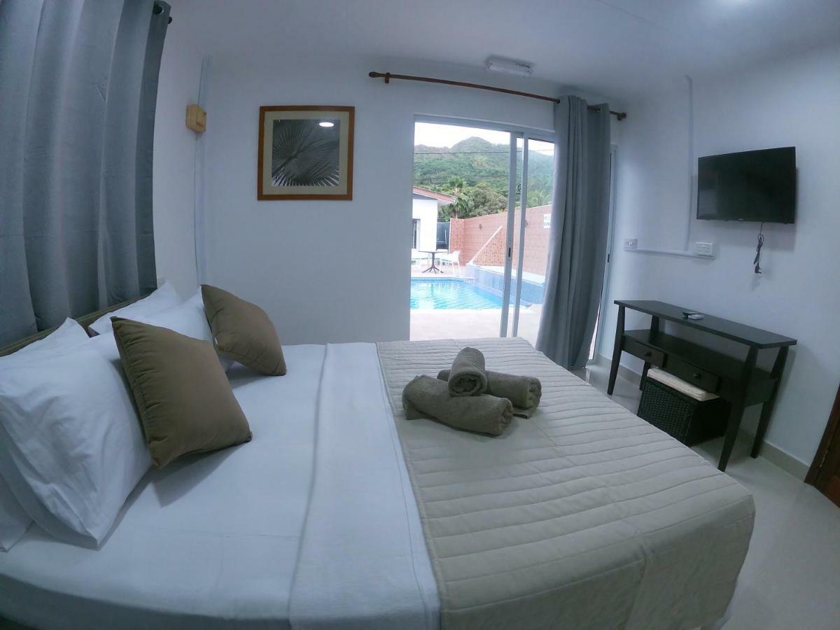 Hotel Plein Soleil Grand' Anse Buitenkant foto